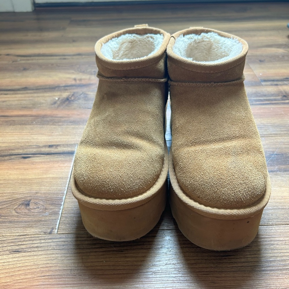 Tan Ankle Boots with Plush Lining